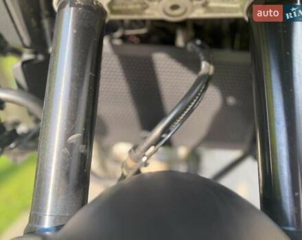 Желтый Сузуки V-Strom 1000, объемом двигателя 1.04 л и пробегом 16 тыс. км за 9500 $, фото 21 на Automoto.ua