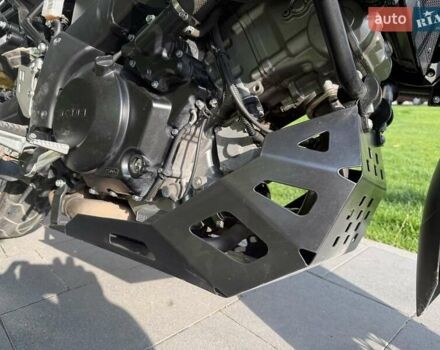 Желтый Сузуки V-Strom 1000, объемом двигателя 1.04 л и пробегом 16 тыс. км за 9500 $, фото 19 на Automoto.ua