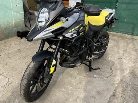 Сузукі V-Strom 1000 2018 у Миколаєві на Automoto.ua Жовтий Сузукі V-Strom 1000, об'ємом двигуна 1 л та пробігом 17 тис. км за 12000 $, фото 1 на Automoto.ua