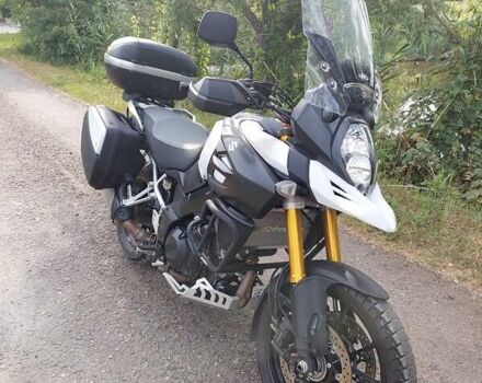 Серый Сузуки V-Strom 1000, объемом двигателя 0 л и пробегом 55 тыс. км за 9000 $, фото 3 на Automoto.ua