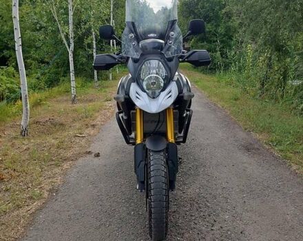 Серый Сузуки V-Strom 1000, объемом двигателя 0 л и пробегом 55 тыс. км за 9000 $, фото 1 на Automoto.ua