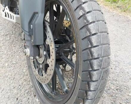 Серый Сузуки V-Strom 1000, объемом двигателя 0 л и пробегом 55 тыс. км за 9000 $, фото 5 на Automoto.ua