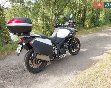 Серый Сузуки V-Strom 1000, объемом двигателя 0 л и пробегом 55 тыс. км за 9000 $, фото 9 на Automoto.ua
