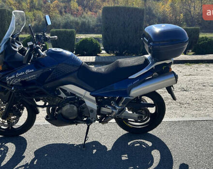 Синий Сузуки V-Strom 1000, объемом двигателя 1 л и пробегом 48 тыс. км за 4900 $, фото 3 на Automoto.ua