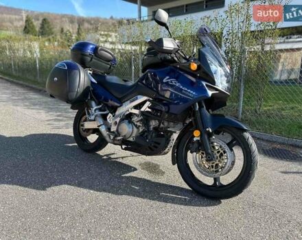 Синий Сузуки V-Strom 1000, объемом двигателя 1 л и пробегом 63 тыс. км за 5000 $, фото 3 на Automoto.ua