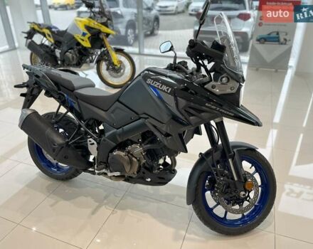 Черный Сузуки V-Strom 1050, объемом двигателя 0 л и пробегом 1 тыс. км за 14858 $, фото 8 на Automoto.ua