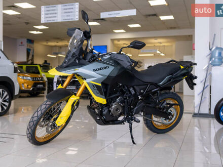 Сузуки V-Strom 1050 2024 в Киеве на Automoto.ua Серый Сузуки V-Strom 1050, объемом двигателя 0 л и пробегом 1 тыс. км за 12490 $, фото 1 на Automoto.ua