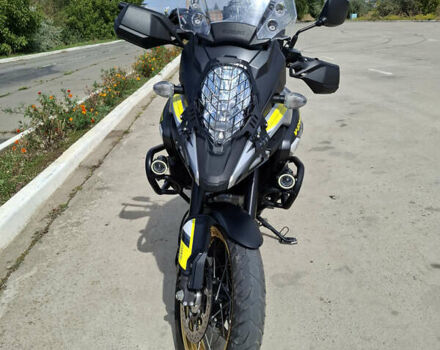 Жовтий Сузукі V-Strom 1050 DE, об'ємом двигуна 0 л та пробігом 30 тис. км за 11990 $, фото 1 на Automoto.ua