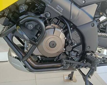 Желтый Сузуки V-Strom 1050 DE, объемом двигателя 1 л и пробегом 1 тыс. км за 15324 $, фото 12 на Automoto.ua