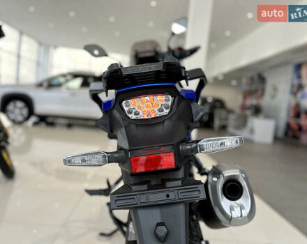 Сузуки V-Strom 1050 DE 2024 в Хмельницком на Automoto.ua Синий Сузуки V-Strom 1050 DE, объемом двигателя 0 л и пробегом 1 тыс. км за 15441 $, фото 23 на Automoto.ua