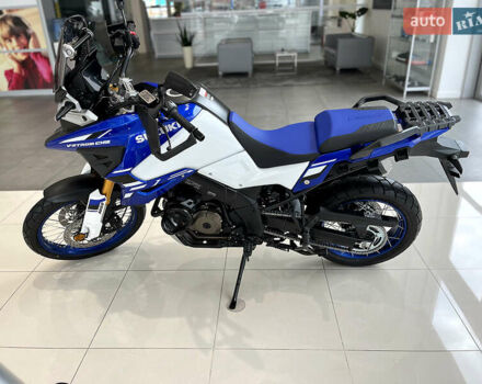 Сузуки V-Strom 1050 DE 2024 в Хмельницком на Automoto.ua Синий Сузуки V-Strom 1050 DE, объемом двигателя 0 л и пробегом 1 тыс. км за 15441 $, фото 4 на Automoto.ua