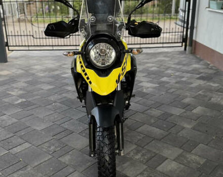 Чорний Сузукі V-Strom 250, об'ємом двигуна 0.25 л та пробігом 6 тис. км за 4500 $, фото 3 на Automoto.ua
