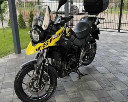 Чорний Сузукі V-Strom 250, об'ємом двигуна 0.25 л та пробігом 6 тис. км за 4500 $, фото 2 на Automoto.ua