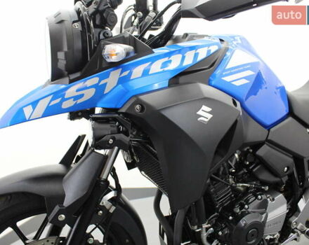 Синий Сузуки V-Strom 250, объемом двигателя 0.25 л и пробегом 19 тыс. км за 3900 $, фото 11 на Automoto.ua