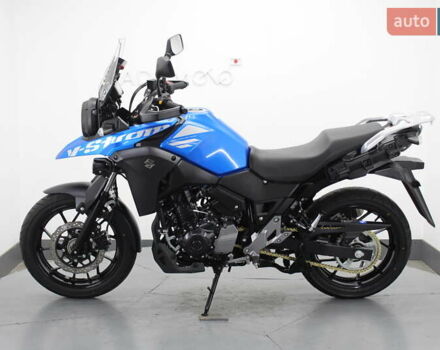 Синий Сузуки V-Strom 250, объемом двигателя 0.25 л и пробегом 19 тыс. км за 3900 $, фото 1 на Automoto.ua