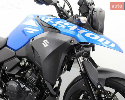 Синий Сузуки V-Strom 250, объемом двигателя 0.25 л и пробегом 19 тыс. км за 3900 $, фото 12 на Automoto.ua
