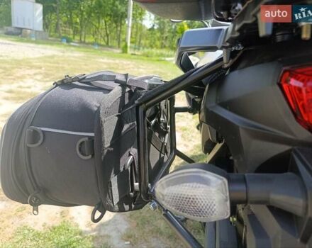 Белый Сузуки V-Strom 650, объемом двигателя 0.65 л и пробегом 5 тыс. км за 9000 $, фото 5 на Automoto.ua