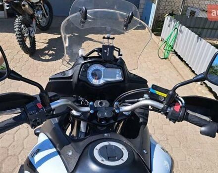 Білий Сузукі V-Strom 650, об'ємом двигуна 0 л та пробігом 35 тис. км за 6950 $, фото 7 на Automoto.ua