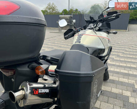 Белый Сузуки V-Strom 650, объемом двигателя 0.65 л и пробегом 81 тыс. км за 4500 $, фото 6 на Automoto.ua