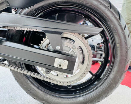 Белый Сузуки V-Strom 650, объемом двигателя 0.65 л и пробегом 30 тыс. км за 8500 $, фото 14 на Automoto.ua