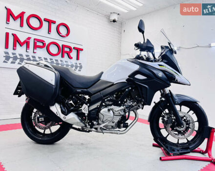 Белый Сузуки V-Strom 650, объемом двигателя 0.65 л и пробегом 30 тыс. км за 8500 $, фото 3 на Automoto.ua