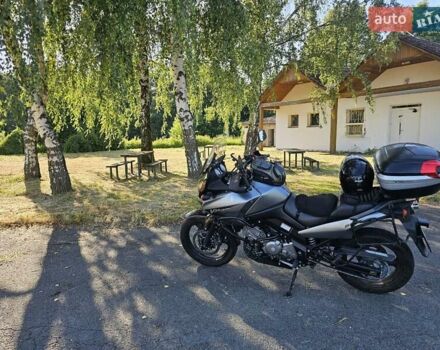 Чорний Сузукі V-Strom 650, об'ємом двигуна 0.65 л та пробігом 30 тис. км за 5200 $, фото 10 на Automoto.ua