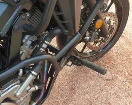 Черный Сузуки V-Strom 650, объемом двигателя 0 л и пробегом 6 тыс. км за 10600 $, фото 11 на Automoto.ua