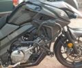 Черный Сузуки V-Strom 650, объемом двигателя 0 л и пробегом 6 тыс. км за 10600 $, фото 3 на Automoto.ua
