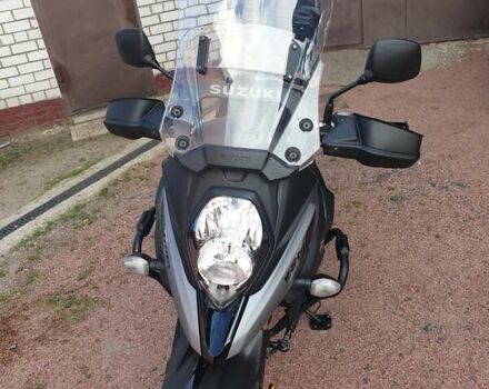 Черный Сузуки V-Strom 650, объемом двигателя 0 л и пробегом 6 тыс. км за 10600 $, фото 4 на Automoto.ua