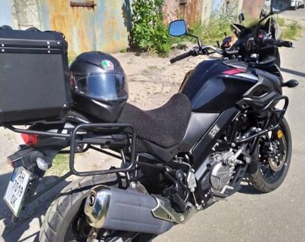 Черный Сузуки V-Strom 650, объемом двигателя 0.65 л и пробегом 31 тыс. км за 8300 $, фото 20 на Automoto.ua