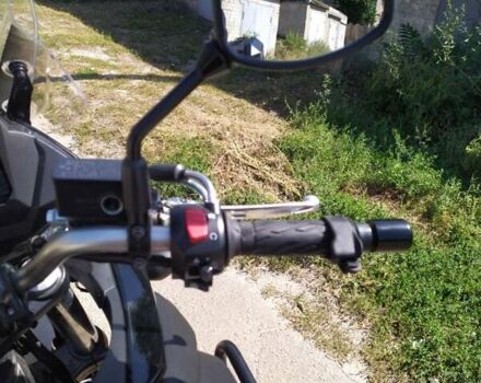 Черный Сузуки V-Strom 650, объемом двигателя 0.65 л и пробегом 31 тыс. км за 8300 $, фото 11 на Automoto.ua
