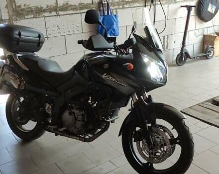 Чорний Сузукі V-Strom 650, об'ємом двигуна 0.65 л та пробігом 49 тис. км за 4900 $, фото 1 на Automoto.ua