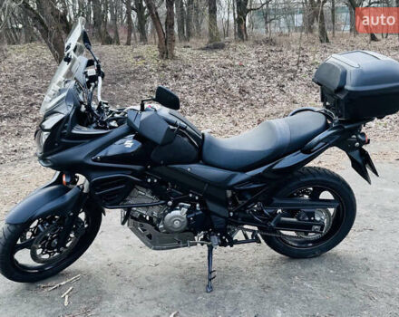 Чорний Сузукі V-Strom 650, об'ємом двигуна 0.65 л та пробігом 40 тис. км за 6700 $, фото 1 на Automoto.ua