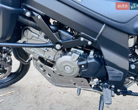 Чорний Сузукі V-Strom 650, об'ємом двигуна 0.65 л та пробігом 40 тис. км за 6700 $, фото 11 на Automoto.ua
