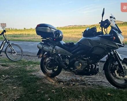 Чорний Сузукі V-Strom 650, об'ємом двигуна 0.65 л та пробігом 30 тис. км за 5200 $, фото 1 на Automoto.ua