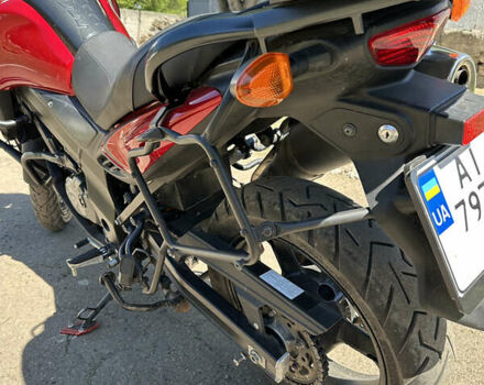 Красный Сузуки V-Strom 650, объемом двигателя 0.65 л и пробегом 28 тыс. км за 7200 $, фото 15 на Automoto.ua