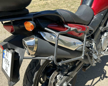 Красный Сузуки V-Strom 650, объемом двигателя 0.65 л и пробегом 28 тыс. км за 7200 $, фото 17 на Automoto.ua