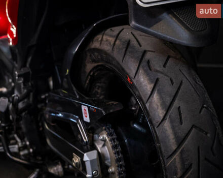 Красный Сузуки V-Strom 650, объемом двигателя 0.65 л и пробегом 11 тыс. км за 7700 $, фото 22 на Automoto.ua