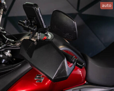 Красный Сузуки V-Strom 650, объемом двигателя 0.65 л и пробегом 11 тыс. км за 7700 $, фото 17 на Automoto.ua