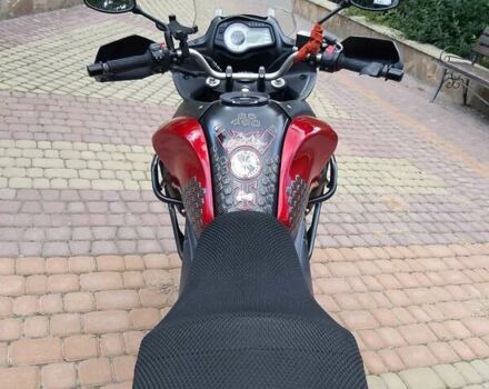 Красный Сузуки V-Strom 650, объемом двигателя 0.65 л и пробегом 81 тыс. км за 6999 $, фото 3 на Automoto.ua