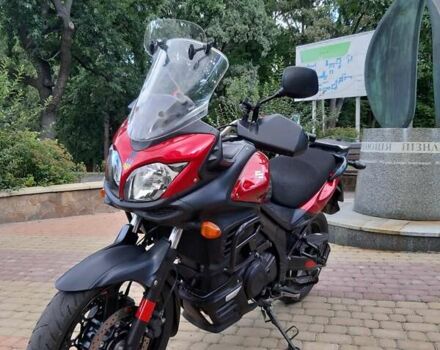 Красный Сузуки V-Strom 650, объемом двигателя 0.65 л и пробегом 81 тыс. км за 6999 $, фото 1 на Automoto.ua