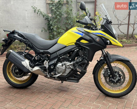 Сузуки V-Strom 650, объемом двигателя 0 л и пробегом 17 тыс. км за 8800 $, фото 1 на Automoto.ua