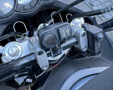 Сузуки V-Strom 650 2005 в Житомире на Automoto.ua Сузуки V-Strom 650, объемом двигателя 0.65 л и пробегом 54 тыс. км за 4900 $, фото 18 на Automoto.ua