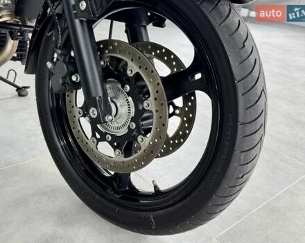 Сузуки V-Strom 650 2009 в Хмельницком на Automoto.ua Сузуки V-Strom 650, объемом двигателя 0.65 л и пробегом 20 тыс. км за 6299 $, фото 5 на Automoto.ua
