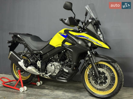 Сузукі V-Strom 650 2022 у Києві на Automoto.ua Сузукі V-Strom 650, об'ємом двигуна 0.65 л та пробігом 4 тис. км за 8500 $, фото 1 на Automoto.ua