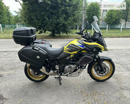 Жовтий Сузукі V-Strom 650, об'ємом двигуна 0.65 л та пробігом 9 тис. км за 9900 $, фото 21 на Automoto.ua