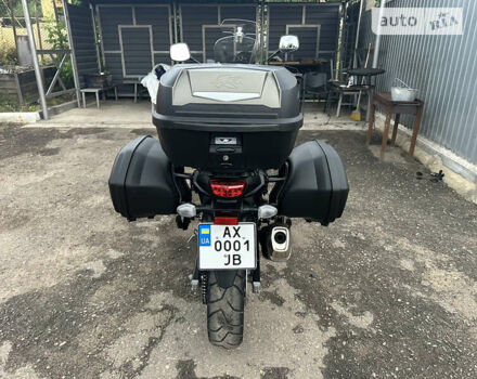 Жовтий Сузукі V-Strom 650, об'ємом двигуна 0.65 л та пробігом 9 тис. км за 9900 $, фото 5 на Automoto.ua
