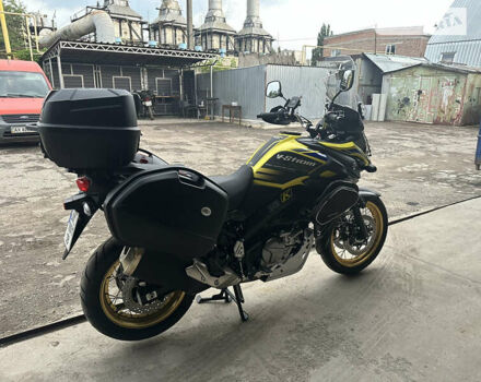Жовтий Сузукі V-Strom 650, об'ємом двигуна 0.65 л та пробігом 9 тис. км за 9900 $, фото 11 на Automoto.ua
