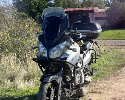 Сірий Сузукі V-Strom 650, об'ємом двигуна 0.65 л та пробігом 72 тис. км за 4200 $, фото 2 на Automoto.ua