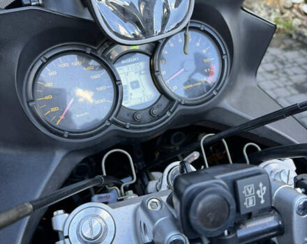 Серый Сузуки V-Strom 650, объемом двигателя 0.65 л и пробегом 54 тыс. км за 4500 $, фото 14 на Automoto.ua